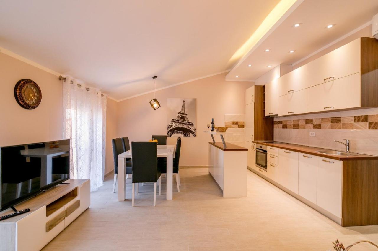 Apartmani Matej Kotor Exterior photo